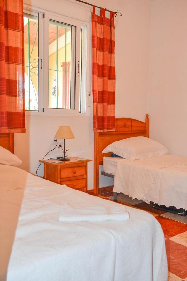Traumhaus Fuer 6 Personen Mit Spektakulaerem Privaten Pool Und Schoenem Ausblick In Die Natur Hozanejos Exterior foto